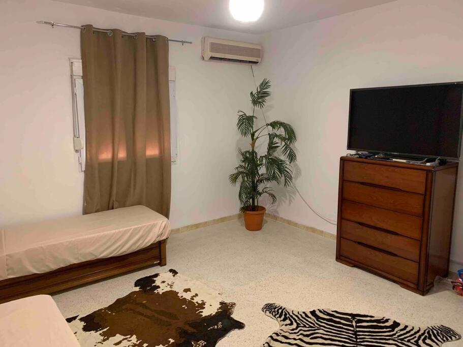 Appartement 5 Lits Climatise Salon 2Chambres Cuisine Equipee Sdb Staoueli Exterior foto